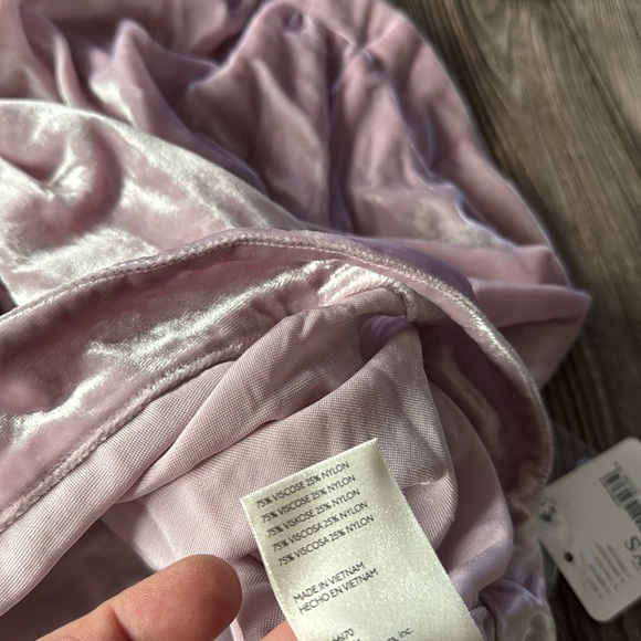 Free people Velvet Top shirt off the shoulder cropped soft crushed NEW XS - Picture 6 of 7